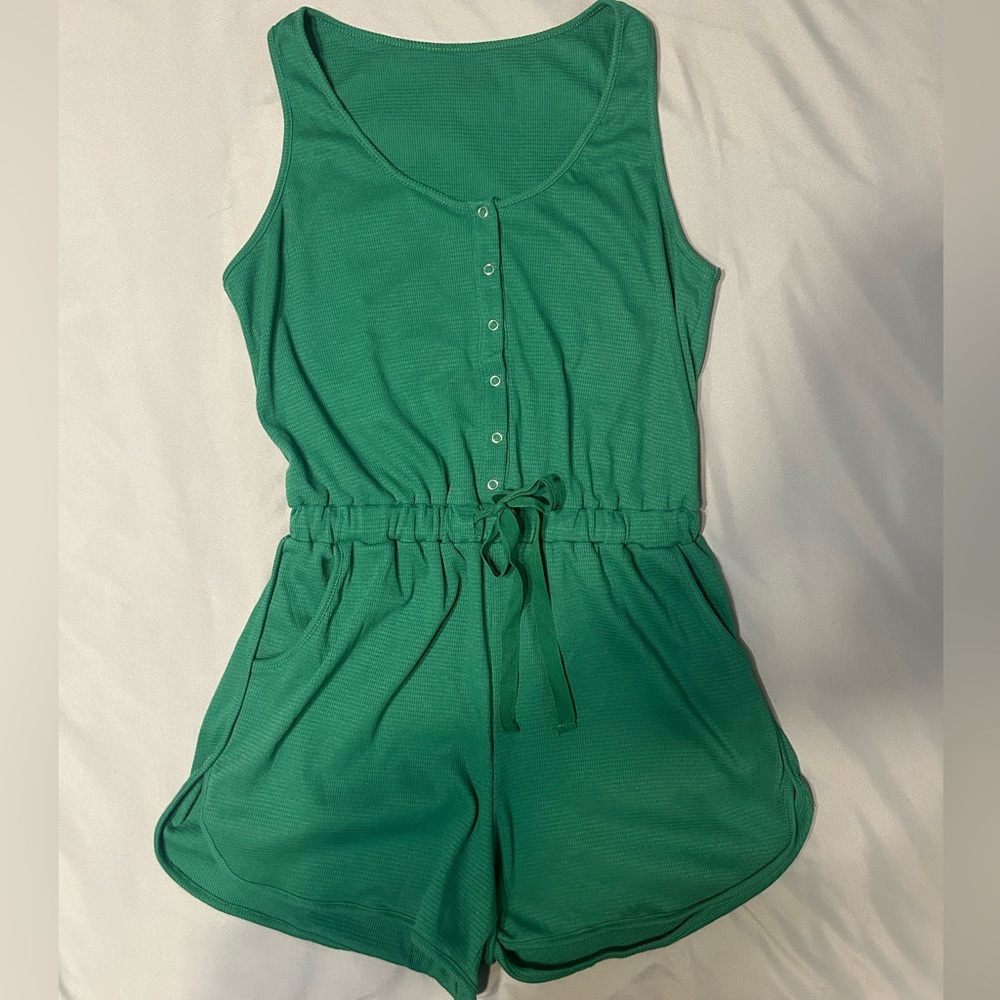 Green Short Jumpsuit; Scoopneck